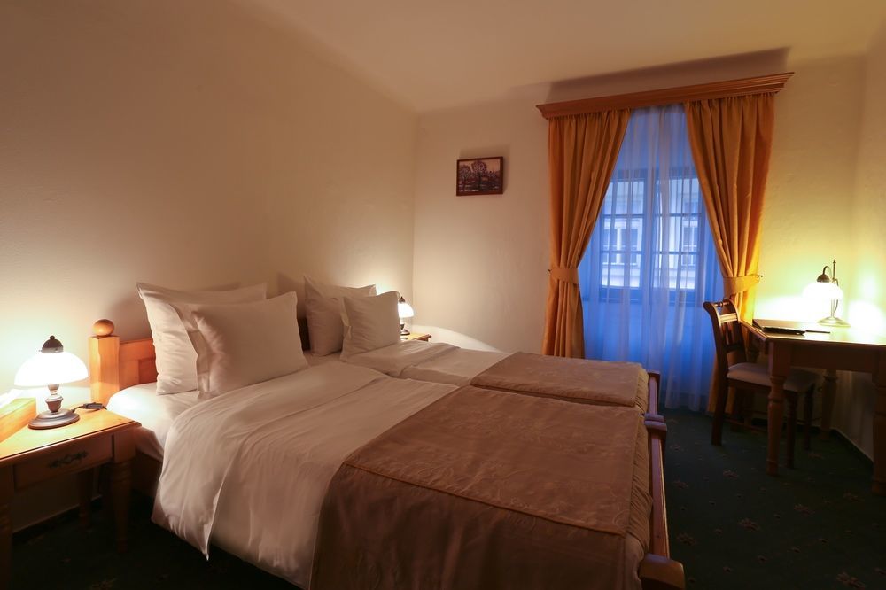 Questenberg Hotel Prága Kültér fotó